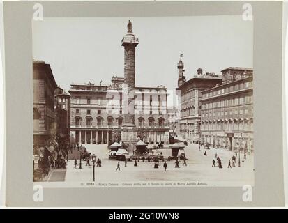 Piazza Colonna Te Rom; 197. Rom - Piazza Colonna - Colonna errichtet im zweiten Jahrhundert zu Ehren von Marco Aurelio Antonie ... Stockfoto