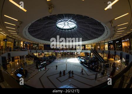 Das Innere der Marina Mall in dubai Stockfoto