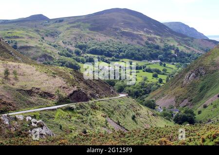 Sub Glacial V-Shaped Valley of Sychnant Pass, Conwy, Wales Stockfoto