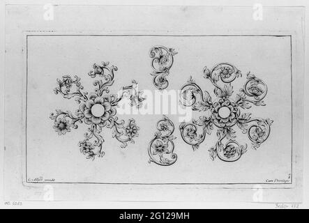 Zwei große und zwei kleine Motive aus Blattfloß und Blumen; Alderhande Beispiele gebrochener Silbermodearbeit (...). Aus einer Serie von 6 Blättern mit Ornamenten für Silberschmiede. Stockfoto