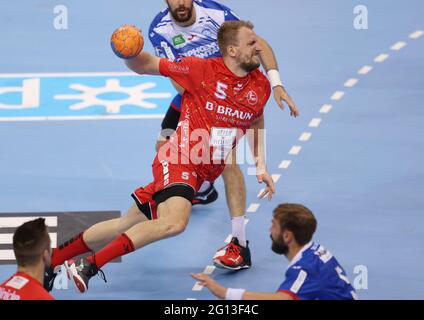 Hamburg, Deutschland. 4. Juni 2021. firo: 04.06.2021 Bundesliga, HBL, Saison 2020/2021 DHB REWE Pokal Final TBV Lemgo - MT Melsungen Julius Kuehn, Kvºhn, MTM/dpa/Alamy Live News Stockfoto