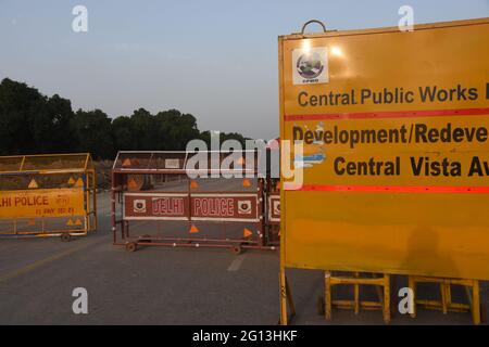 Die Ausgrabungen haben im Rahmen des Central Vista Reengravging Project begonnen, das die Erneuerung des Central Vista, Indiens zentralem Verwaltungsgebiet, umfasst Stockfoto