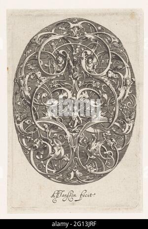 Himmel; Oval mit den vier Elementen. Oval mit Ziertürmen und Blattveredelung. Amor ist in der Mitte. Stockfoto