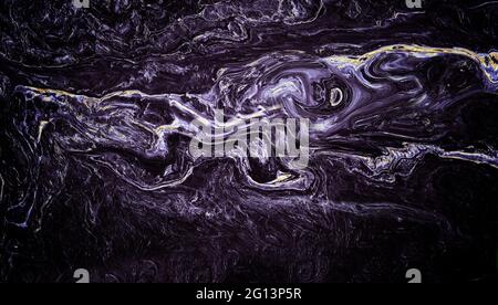 Abstraktes Hintergrundbild im Stil von grunge lila Farbe mit einer Imitation des Musters mit Acrylfarbe. Stockfoto