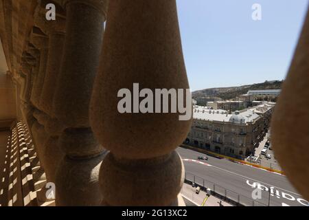 Baku, Aserbaidschan. Juni 2021. 22 TSUNODA Yuki (jap), Scuderia AlphaTauri Honda AT02, Aktion, Illustration während des Formel 1 Großen Preises von Aserbaidschan 2021 vom 04. Bis 06. Juni 2021 auf dem Baku City Circuit, in Baku, Aserbaidschan - Foto DPPI / LiveMedia Kredit: Unabhängige Fotoagentur/Alamy Live News Stockfoto