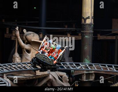 Taron Rapids und Fear and Force zusammen mit Chipas Hochwertige DLSR Professional Grade Images des themenparks phantasialand Stockfoto