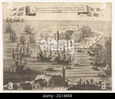 Holmes' Bonfire. Englische Schiffe liegen vor den Inseln Vlieland und Terschelling. Auf der Insel Terschelling, erkennbar am Leuchtturm des Brandars, geht das Dorf West-Terschelling in Flammen auf. Auf der rechten Seite sind die holländischen Kaufleute, die sich in der Vlie befinden, vor Anker, gefeuert von englischen Matrosen in Schlingen. Im Vordergrund die Insel Vlieland. Oben auf dem Druck eine Kartusche mit italienischer Inschrift. Stockfoto