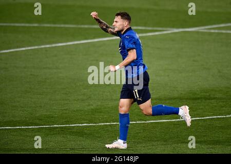 Bologna, Italien. 04. Juni 2021. Ciro Immobile aus Italien feiert, nachdem er während des internationalen Freundschaftsspiels zwischen Italien und Tschechien ein Tor erzielt hat. Kredit: Nicolò Campo/Alamy Live Nachrichten Stockfoto