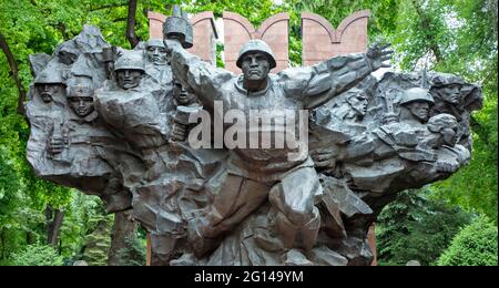 Weltkrieg 2 Gedenkstätte im Panfilov öffentlichen Park, in Almaty, Kasachstan Stockfoto