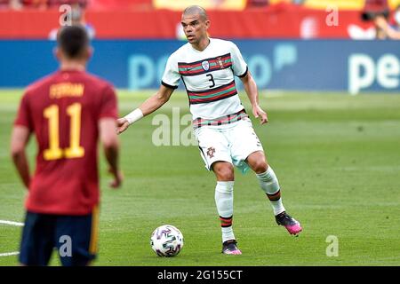 Madrid, Spanien. Juni 2021. Pepe von Portugal während des Internationalen Freundschaftsspiel zwischen Spanien und Portugal in Wanda Metropolitano am 4. Juni 2021 in Madrid, Spanien (Foto von Pablo Morano/Orange Picics) Quelle: Orange Pics BV/Alamy Live News Stockfoto