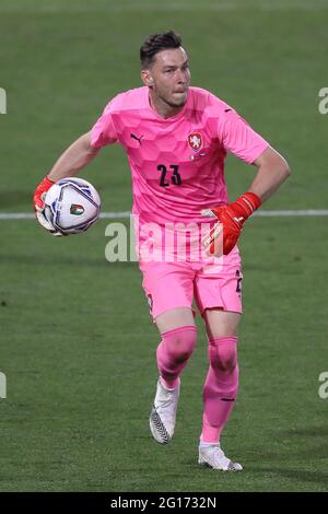 Bologna, Italien, 4. Juni 2021. Jiri Pavlenka aus der Tschechischen Republik beim Internationalen Fußballfreundschaftsspiel im Stadio Dall'Ara in Bologna. Bildnachweis sollte lauten: Jonathan Moscrop / Sportimage Stockfoto