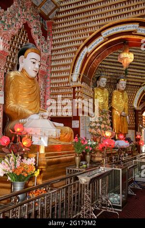 Innenraum der buddhistische Tempelanlage von Mohnyin Thambuddhei Paya in Monywa in Myanmar (Burma). Termine von 1303, obwohl es in 19 rekonstruiert wurde Stockfoto