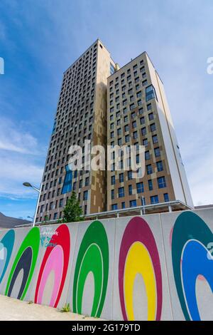 Wien, Wien: 84 m hoher Holzhochhaus oho Holzhochhaus, höchster Holzhochhaus der Welt, im neuen Stadtteil Seestadt Aspern im 22. Donaustadt Stockfoto