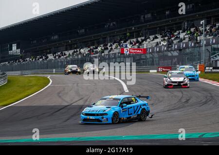 12 Urrutia Santiago (uru), Cyan Performance Lynk & Co, Lync & Co 03 TCR, Aktion während des FIA WTCR Race 2021 in Deutschland, 1. Lauf des FIA World Touring Car Cup 2021, auf der Nürburgring Nordschleife, vom 3. Bis 6. Juni 2021 in Nürnberg, Deutschland - Foto Florent Gooden / DPPI Stockfoto