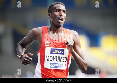 Braunschweig, Deutschland. Juni 2021. Leichtathletik: Deutsche Meisterschaften, Entscheidung, 5000m Männer: Mohamed Mohumed in Aktion. Quelle: Michael Kappeler/dpa/Alamy Live News Stockfoto