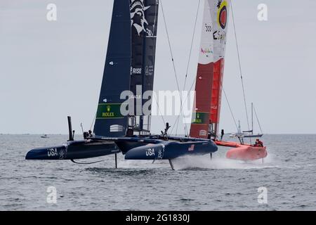 Taranto, Italien. Juni 2021. F50 USA und Spanien während des Sail Grand Prix 2021 (Tag 1), Segelrennen in Taranto, Italien, Juni 05 2021 Quelle: Independent Photo Agency/Alamy Live News Stockfoto