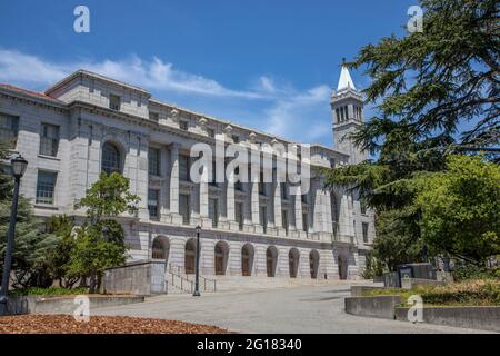 Wheeler Hall auf dem Campus der University of California Berkeley in Berkeley, Kalifornien. Stockfoto