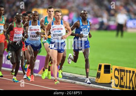 Paul Chelimo (USA, Bronzemedaille), Andrew Butchart (GBR), Mo Farah (GBR, Silbermedaille). 5000 Meter Männer Finale. IAAF World Championships London 2017 Stockfoto