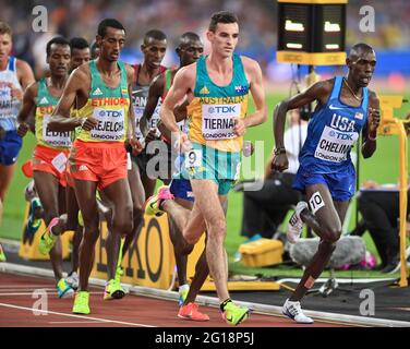 Paul Chelimo (USA, Silbermedaille), Patrick Tiernan (Australien), Yomif Kejelcha (Äthiopien). 5000 Meter Männer Finale. IAAF World Championships London 2017 Stockfoto