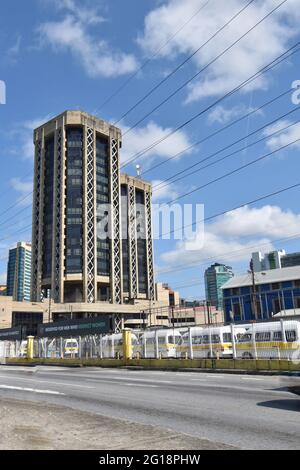 Der Eric Williams Plaza, auch bekannt als die Zwillingstürme. Die Zentralbank von Trinidad und Tobago und das Finanzministerium sind in diesen Gebäuden untergebracht. Stockfoto