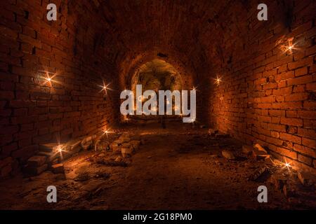 Geheimnisvolle Keller, Tunnel und Bunkersysteme in Deutschland tief unterirdisch Stockfoto