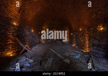 Geheimnisvolle Keller, Tunnel und Bunkersysteme in Deutschland tief unterirdisch Stockfoto