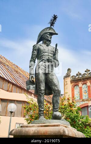 Statue von D, Diego del Barco Held des Unabhängigkeitskrieges. Er starb in Laredo während der Einnahme der Festung Raking die Franzosen. Laredo, Kantabrien, Sp Stockfoto