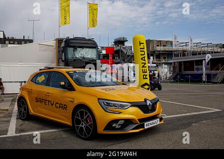 Sicherheitsfahrzeug-Ambiente während der 5. Runde des Clio Cup Europe 2021, vom 04. Bis 06. Juni 2021 auf dem Misano World Circuit Marco Simoncelli, in Misano, Italien - Foto Grégory Lenormand / DPPI Stockfoto