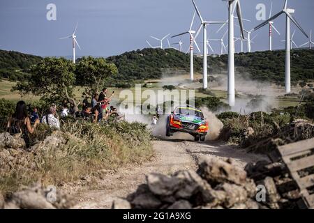 30 Huttunen Jari (FIN), Lukka Mikko (FIN), Hyundai Motorsport N, Hyundai NG i20, Aktion während der Rallye Italia Sardegna 2021, 5. Lauf der FIA WRC 2021, FIA World Rally Championship, vom 3. Bis 6. Juni 2021 in Alghero, Sardinien - Foto Nikos Katikis / DPPI / LiveMedia Stockfoto