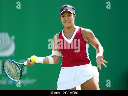 Kristie Ahn, der US-Amerikaner, ist während des zweiten Tages der Viking Open im Nottingham Tennis Center gegen den britischen Jodie Burrage aktiv. Bilddatum: Sonntag, 6. Juni 2021. Stockfoto