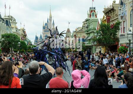 Mechanical Dragon in Festival of Fantasy Parade, Magic Kingdom Park, Walt Disney World, Orlando, Florida. Stockfoto