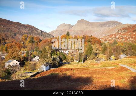 Das Dorf Elterwater im Great Langdale Valley, Cumbria Stockfoto