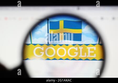 Google LLC ist ein US-amerikanisches multinationales Technologieunternehmen, das sich auf internetbezogene Dienste und Produkte spezialisiert hat, zu denen Online-Werbetechnologien, eine Suchmaschine, Cloud-Computing, Software und Hardware gehören. Stockfoto