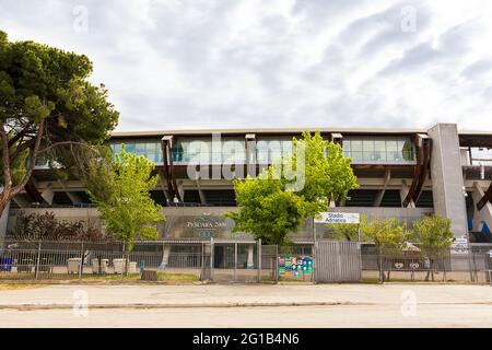 Pescara, Italien - 22. Mai 2021: Eingang des Adriatischen Stadions von Pescara ohne Menschen Stockfoto