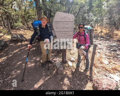 Durchgangswanderer auf dem Arizona Trail, Arizona, USA Stockfoto