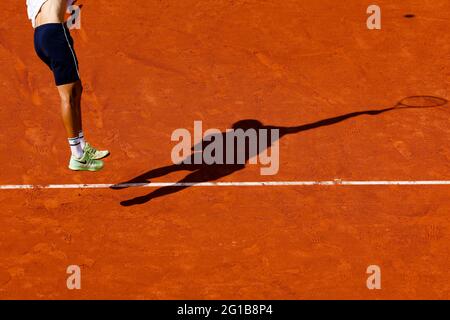 Paris, Frankreich. Juni 2021. Pierre Hugues Herbert aus Frankreich beim French Open Grand Slam Tennisturnier 2021 in Roland Garros, Paris, Frankreich. Frank Molter/Alamy Live Nachrichten Stockfoto
