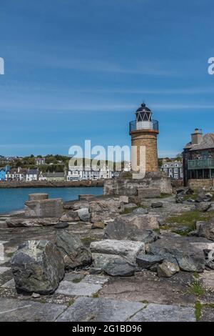 Dies ist ein Leuchtturm in der Küstenstadt und vorbei am Fährhafen Portpatrick auf der Halbinsel Dumfries und Galloway an der Westküste Schottlands Stockfoto