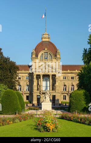 FRANKREICH, BAS-RHIN (67), STRASSBURG, PLACE DE LA REPUBLIQUE, RHEINPALAST (SITZ DER ZENTRALKOMMISSION FÜR DIE RHEINSCHIFFFAHRT) Stockfoto
