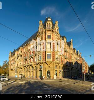 FRANCE, BAS-RHIN (67), STRASBOURG, LA GALLIA (EHEMALS GERMANIA, HISTORISCHES GEBÄUDE AUS DEM JAHR 1885, IN DEM SICH DAS ÄLTESTE SÄKULARE UNIVERSITÄTSRESTAURANT BEFINDET Stockfoto