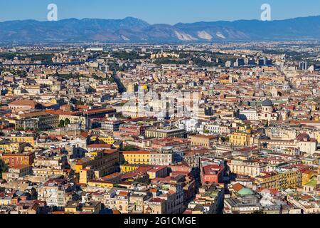 Stadt Neapel in Italien, Luftbild Stadtbild, Kampanien Region. Stockfoto