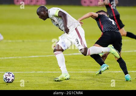 06-06-2021: Voetbal: Belgie / Kroatie: Brussel BRUSSEL, BELGIEN - 6. JUNI: Romelu Lukaku aus Belgien und Ivan Perisic aus Kroatien während der Internationalen Stockfoto