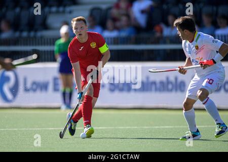 06-06-2021: Hockey EK: Spanje V Rusland: Amstelveen AMSTELVEEN, NIEDERLANDE - 6. JUNI: Marat Khairullin von Russland während der Euro Hockey Championships Stockfoto