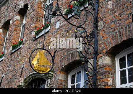 düsseldorf kaiserswerth, deutschland - 2021-05-27: Restaurant im schiffchen -- [Credit: joachim affeldt - größeres Format auf Anfrage] Stockfoto