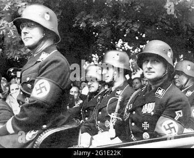 Himmler, Heinrich, 7.10.1900 - 23.5.1945, deutscher Politiker (NSDAP), Reichsführer SS, Leiter der deutschen Polizei seit 1936, nur REDAKTIONELLE VERWENDUNG Stockfoto