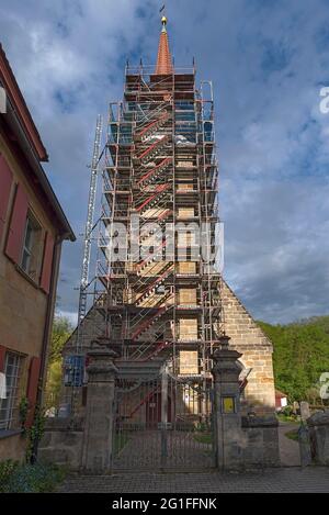 Turmgerüst der St.-Egidien-Kirche, Beerbach, Mittelfranken, Bayern, Deutschland Stockfoto