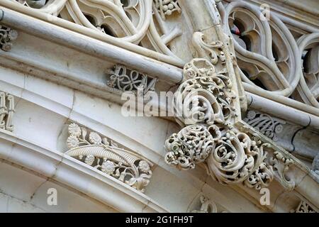 Hauptportal ehemaliges Kloster Brou, Monastere Royal de Brou des Augustinerordens im spätgotischen Stil, Abtei als Begräbnisstätte für Herzog Philibert Stockfoto