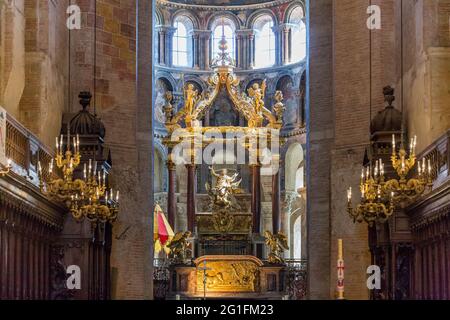 FRANKREICH, ÖSTERREICH. HAUTE-GARONNE (31) TOULOUSE, BASILIKA SAINT-SERNIN Stockfoto