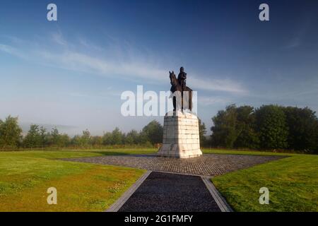 Schlacht von Bannockburn, Großbritannien, Schlacht von Bannockburn, Statue von Robert dem Bruce, Robert I., König von Schottland, Großbritannien, Schlachtfeld Stockfoto