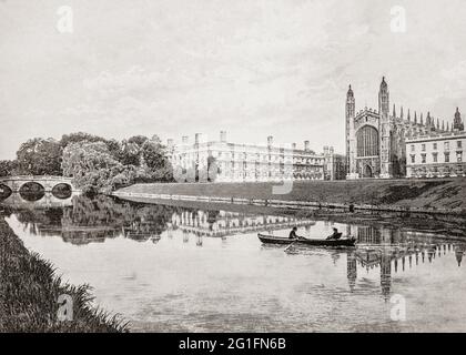 Eine Ansicht eines Ruderbootes auf dem River Cam aus dem späten 19. Jahrhundert, das am King's College and Chapel, einem konstituierenden College der University of Cambridge in Cambridge, England, vorbeifährt. Stockfoto