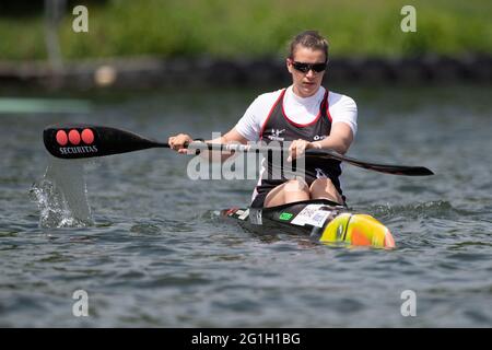 Duisburg, Deutschland. Juni 2021. Kanufrauen K1, Franziska JOHN (KC Potsdam), Action, das Finale 2021 in den Disziplinen Kanu, SUP, Kanupolo vom 03.06.-06.06.2021 in Duisburg, Quelle: dpa/Alamy Live News Stockfoto